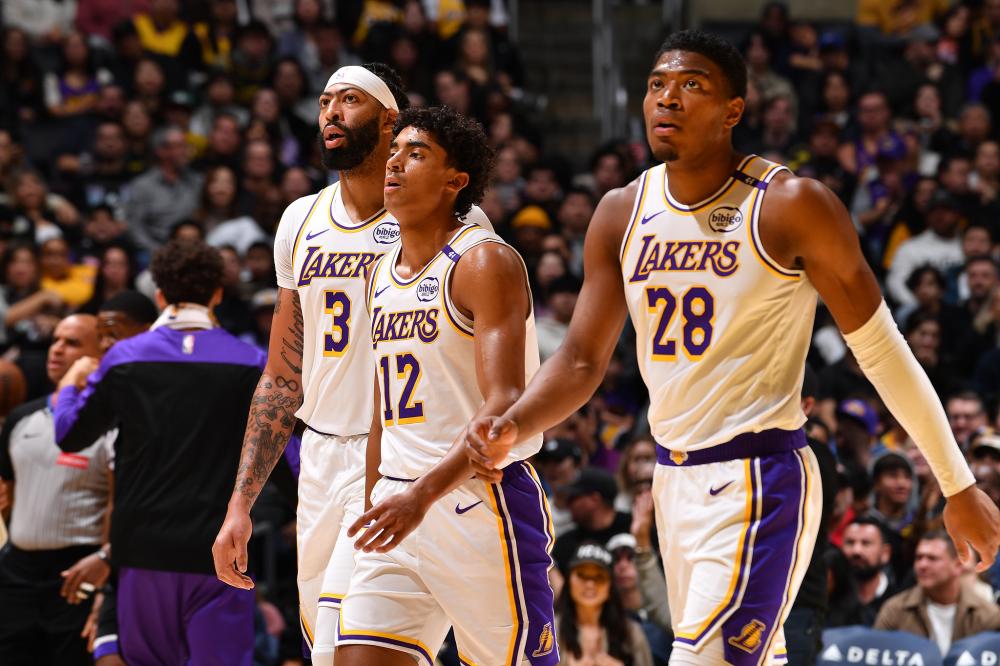 足坛整体竞 足坛整体竞